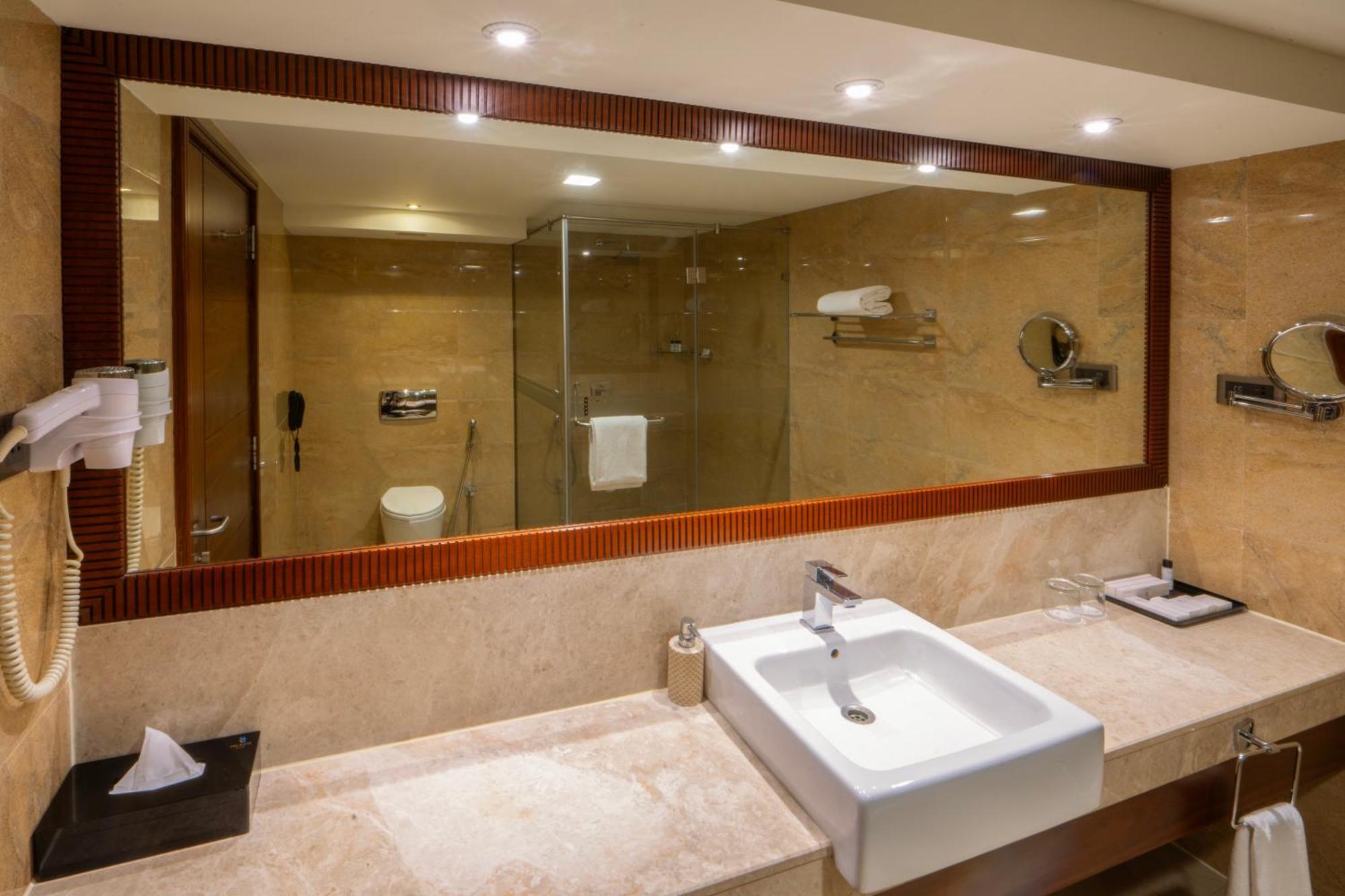 The Raviz Calicut Hotell Exteriör bild