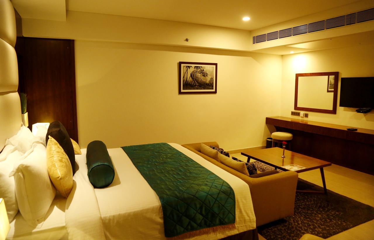 The Raviz Calicut Hotell Exteriör bild