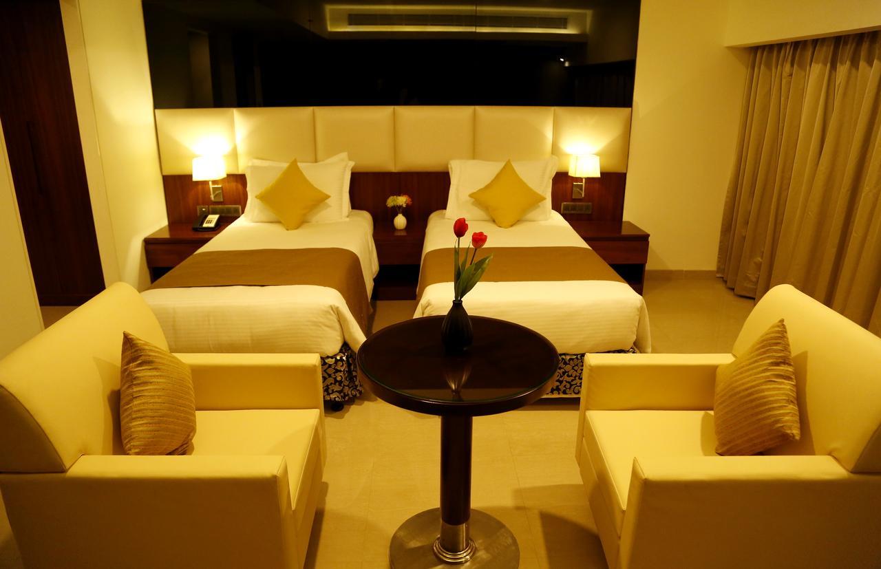 The Raviz Calicut Hotell Exteriör bild