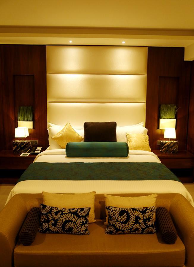 The Raviz Calicut Hotell Exteriör bild