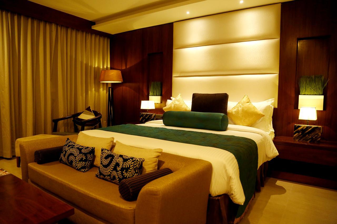 The Raviz Calicut Hotell Exteriör bild
