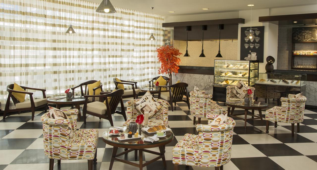The Raviz Calicut Hotell Exteriör bild